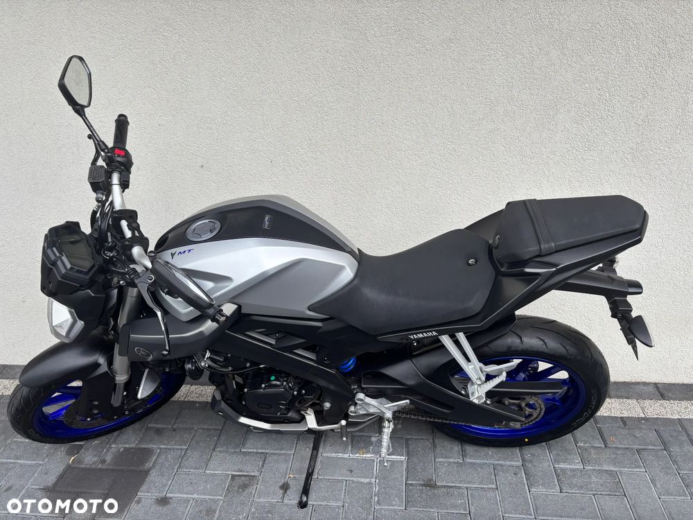 Yamaha MT - 4