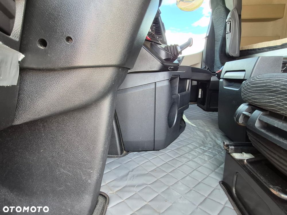 Mercedes-Benz ACTROS - 6