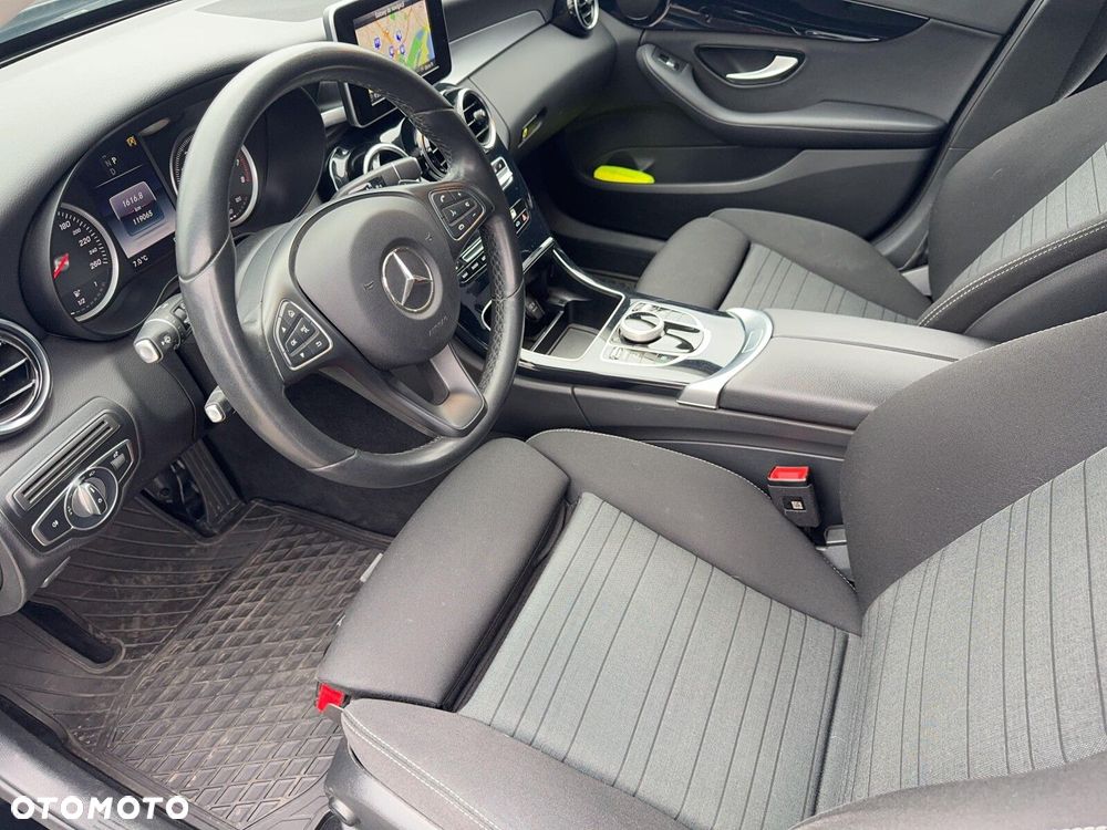 Mercedes-Benz Klasa C 180 9G-TRONIC - 11
