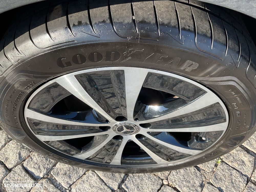 Mercedes-Benz E 300 de Avantgarde - 19