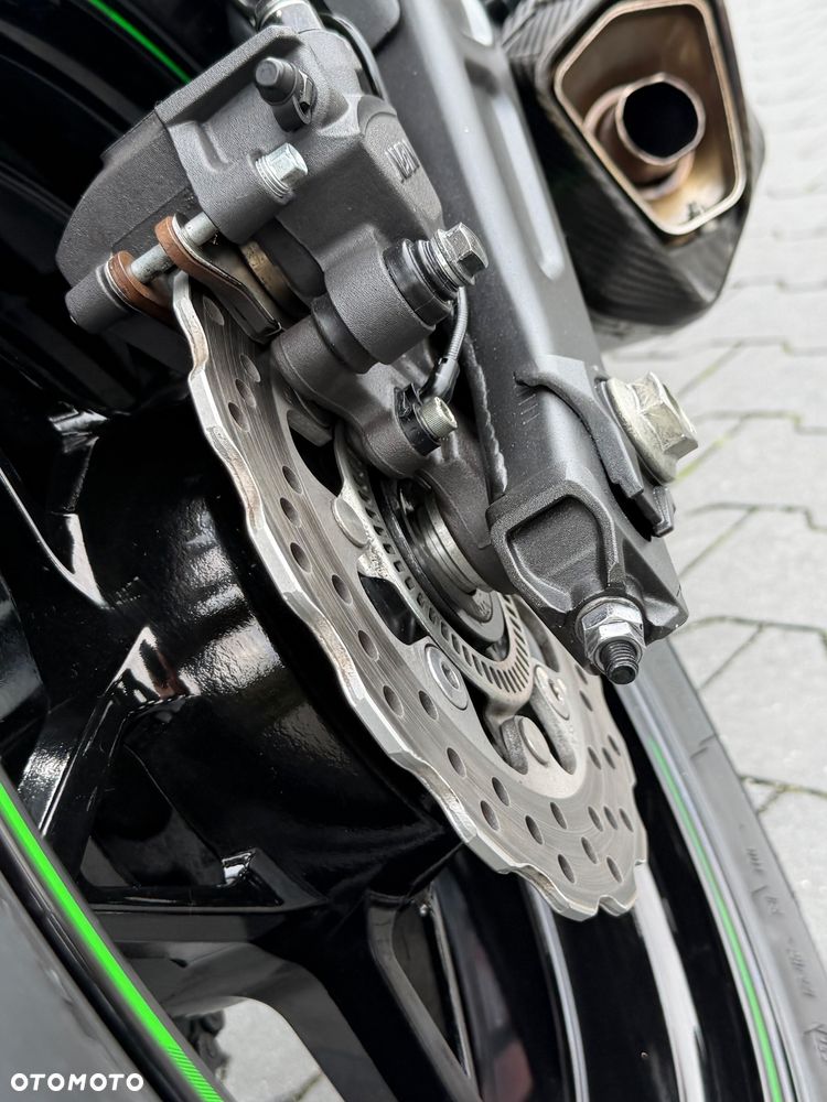 Kawasaki Ninja - 13