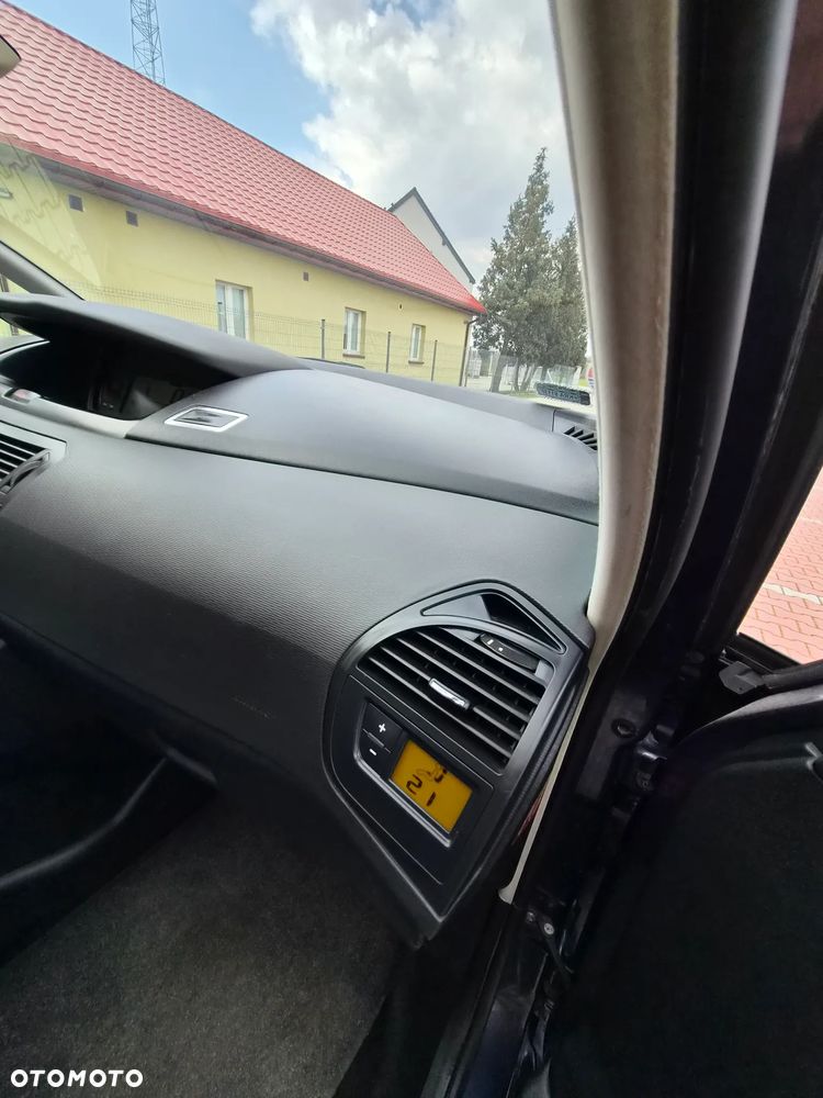 Citroën C4 Picasso 2.0 HDi FAP Exclusive - 27