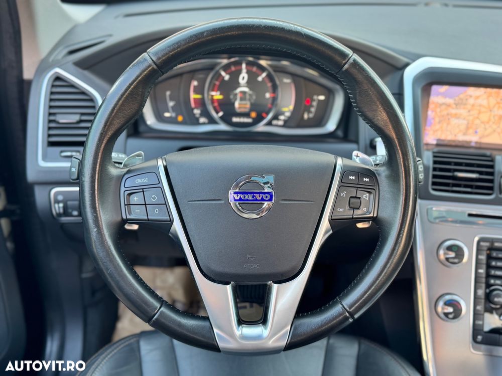 Volvo XC 60 D4 Geartronic Summum - 6