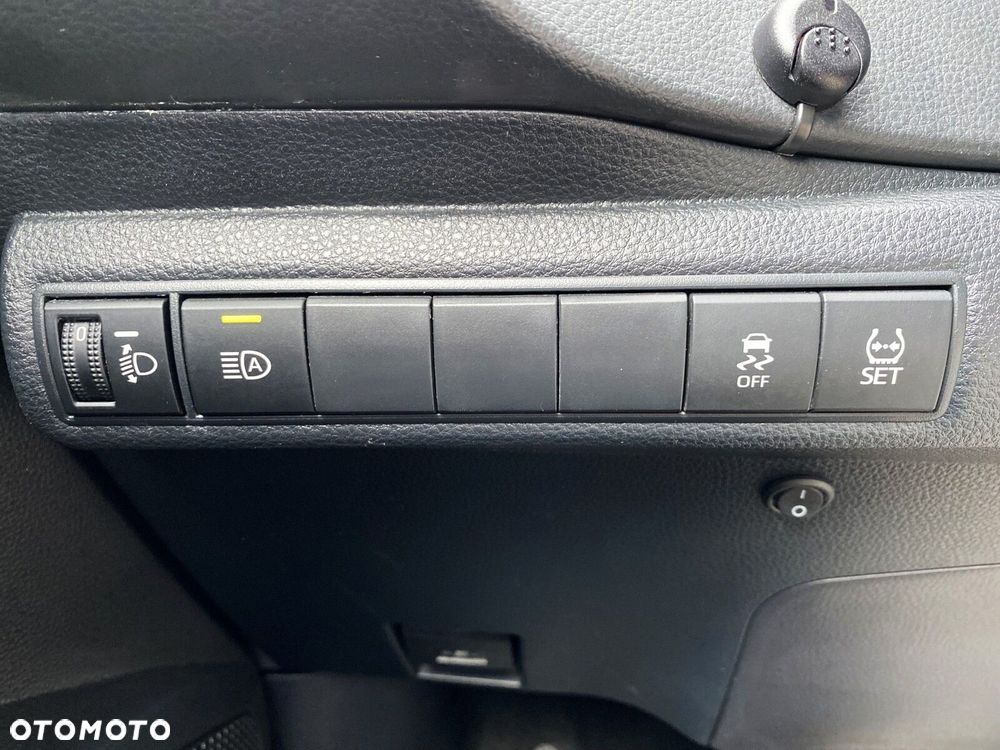 Toyota Corolla 1.8 Hybrid GPF Active - 30