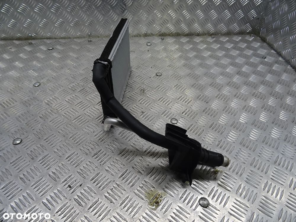 BMW X1 E84 LIFT 12-15 18I CHŁODNICA NAGRZEWNICY - 4