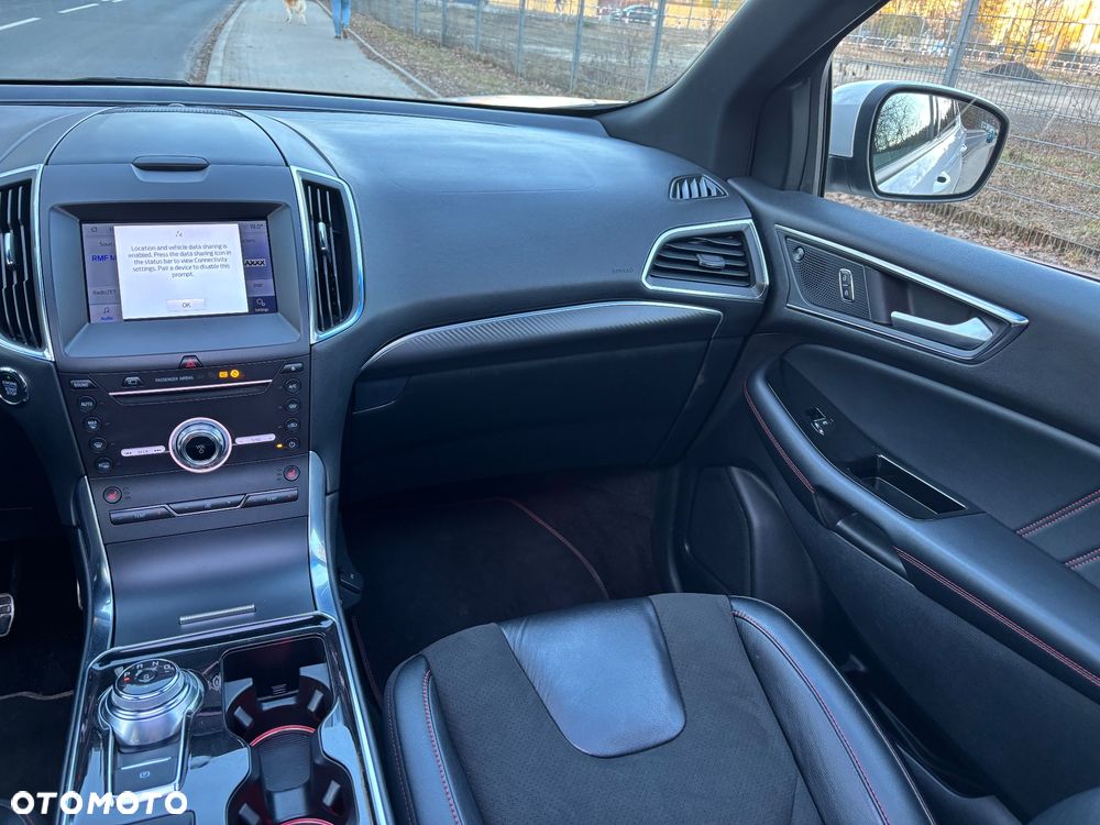 Ford Edge 2.0 EcoBlue Twin-Turbo 4WD ST-Line - 32