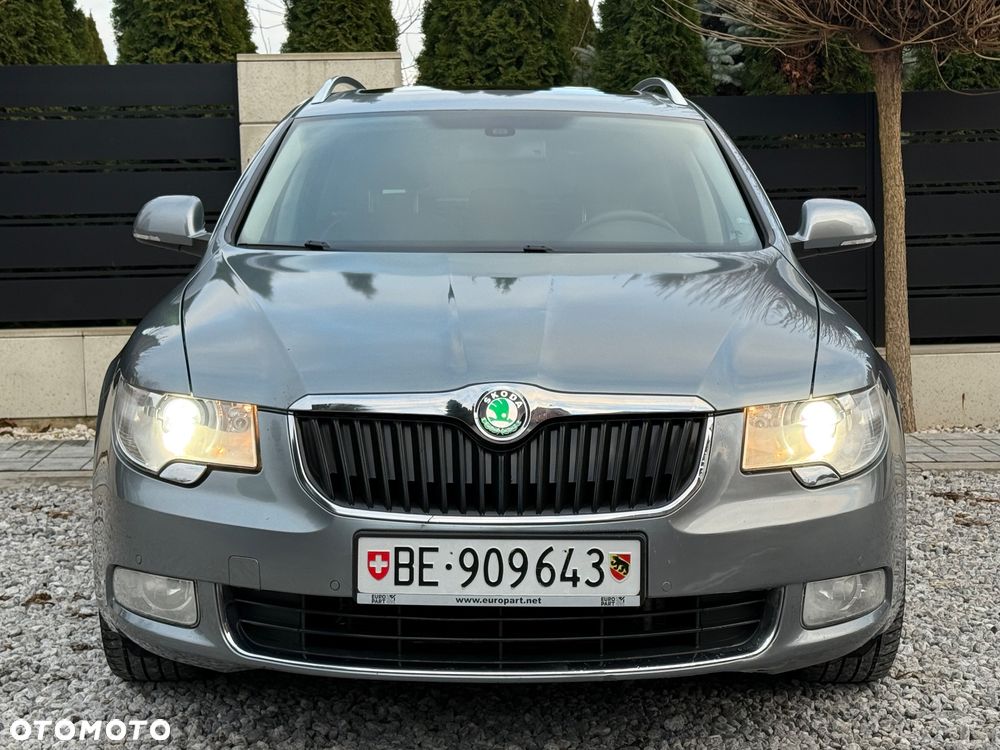 Skoda Superb 3.6 V6 4x4 DSG Ambition - 4