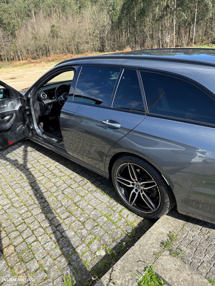 Mercedes-Benz E 220 d AMG - 27