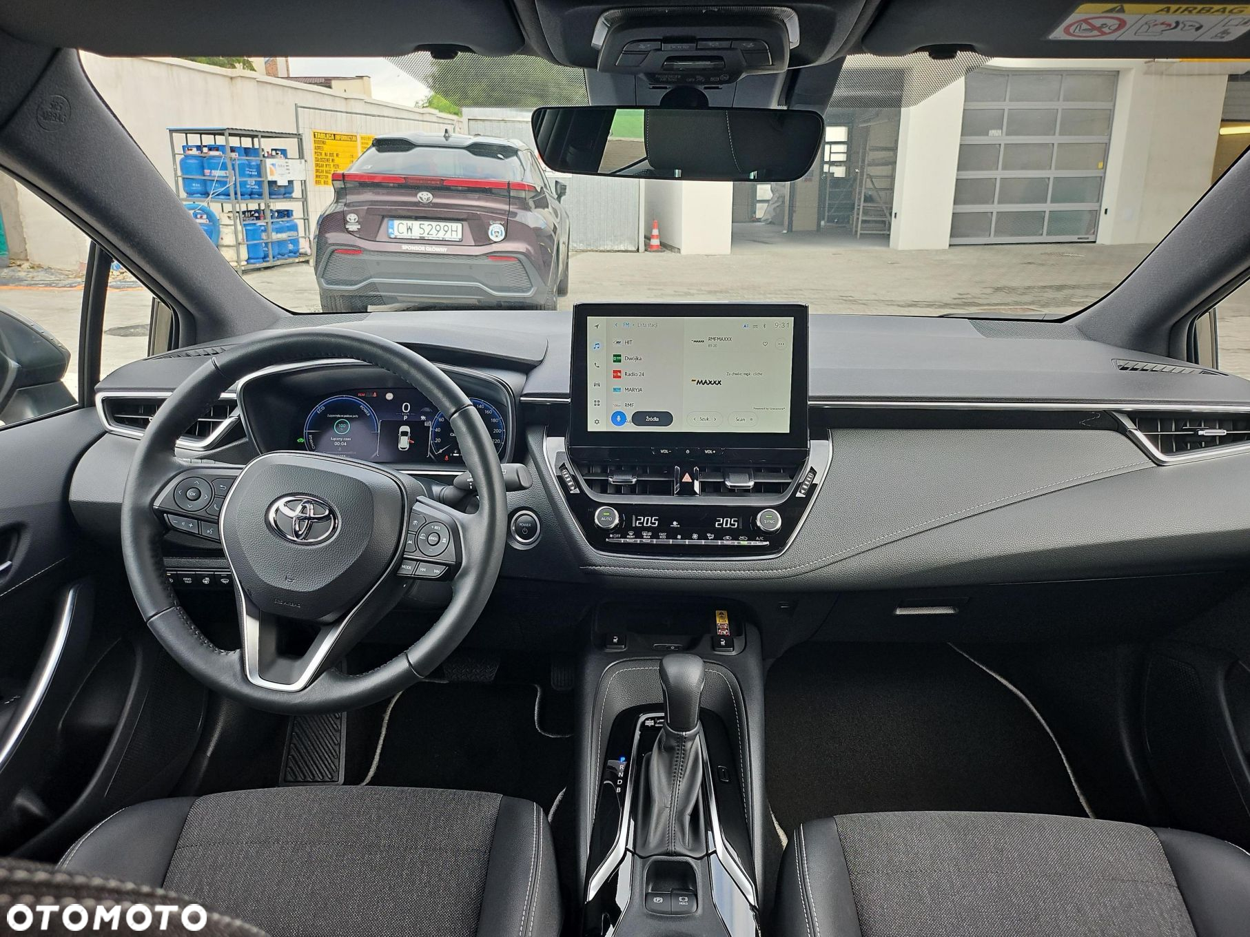 Toyota Corolla 1.8 Hybrid Style - 12