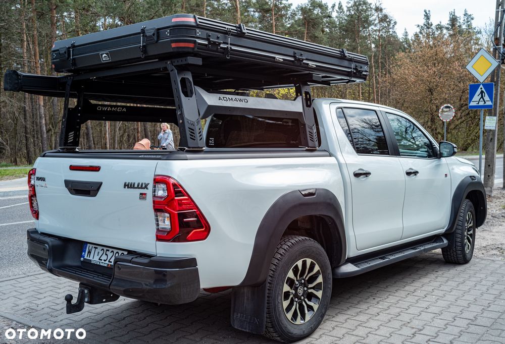 Toyota Hilux 2.8 D-4D Double Cab GR Sport 4x4 - 8
