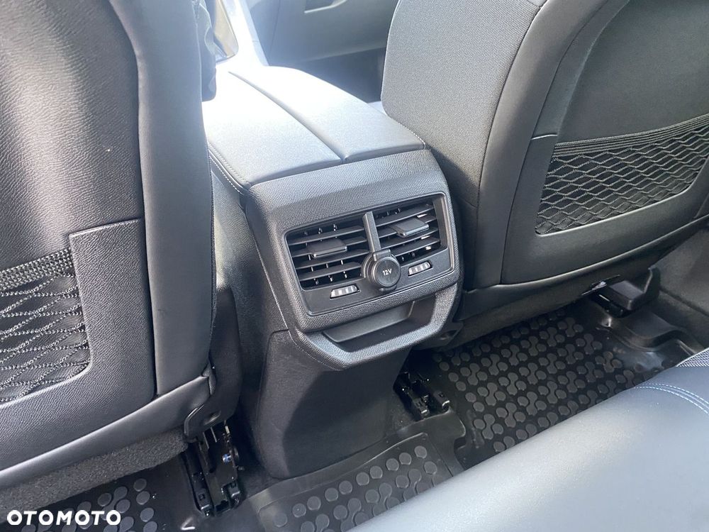 Peugeot 3008 1.6 PureTech Hybrid PHEV Allure Pack S&S EAT8 - 14