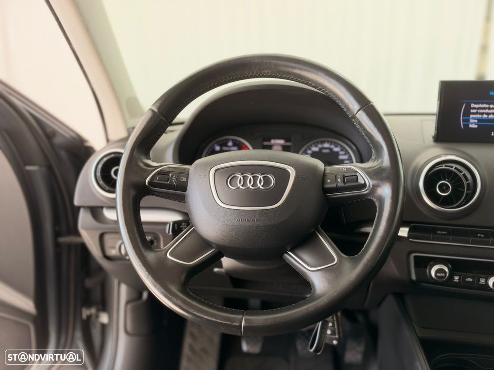 Audi A3 Limousine 1.6 TDI Attraction - 9