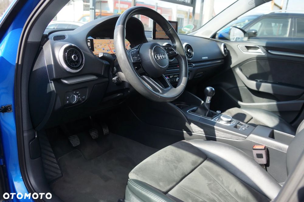 Audi A3 Sportback 2.0 TDI quattro - 23