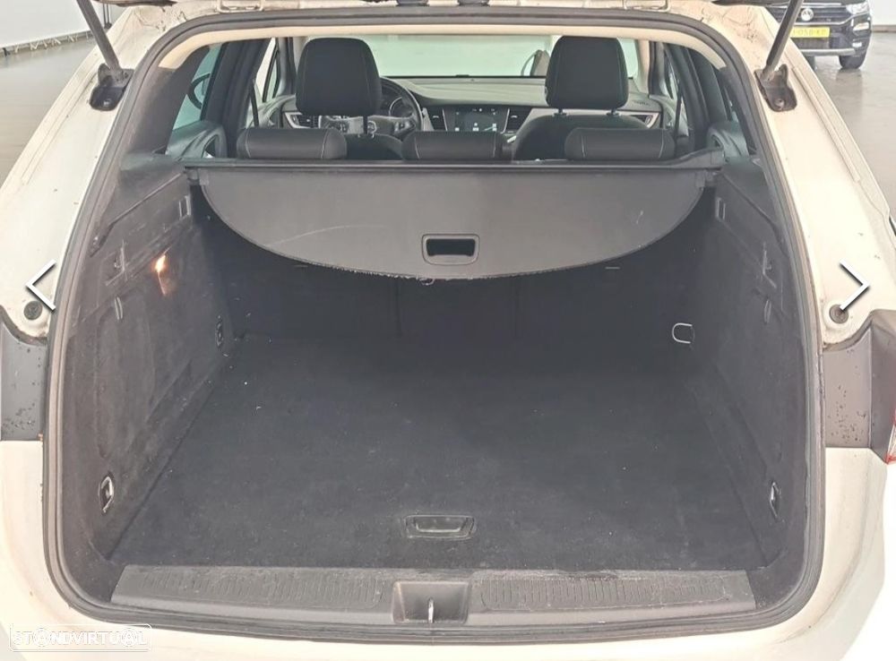 Opel Astra Sports Tourer 1.0 Turbo Start/Stop 120 Anos - 8