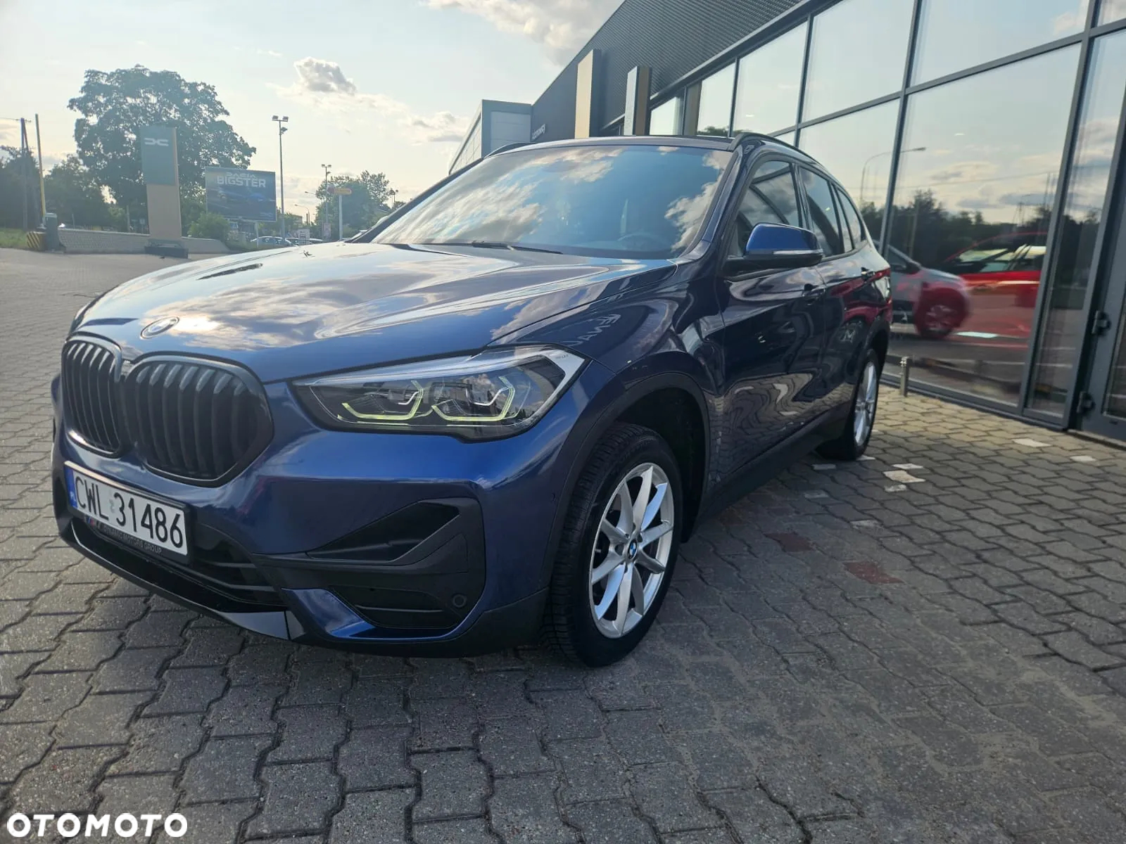 BMW X1 sDrive16d - 14