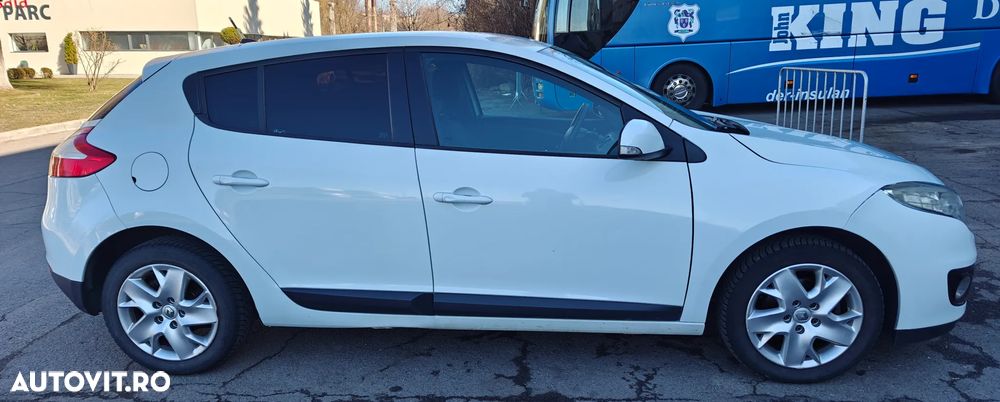 Renault Megane ENERGY dCi 110 Start & Stop Dynamique - 14