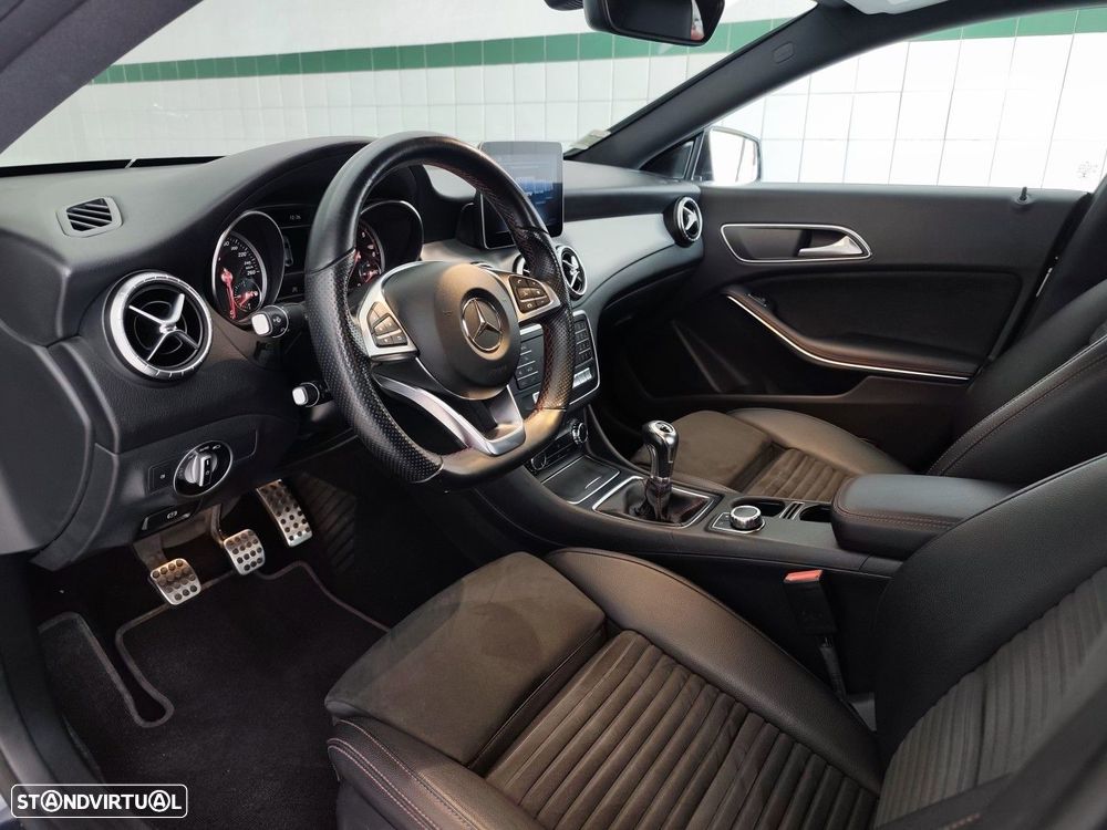 Mercedes-Benz CLA 180 d AMG Line - 9