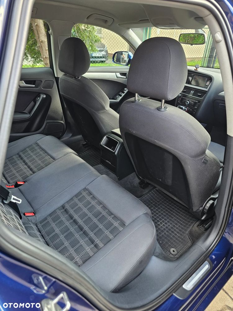 Audi A4 Avant 2.0 TDI DPF multitronic S line Sportpaket - 14