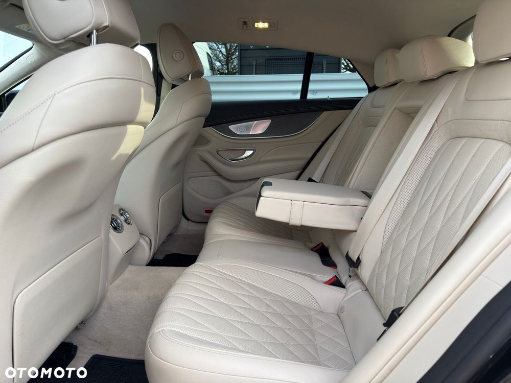 Mercedes-Benz AMG GT 43 4-Matic+ - 30