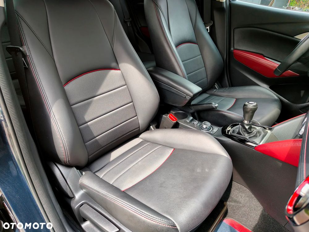 Mazda CX-3 SKYACTIV-G 120 FWD Sports-Line - 32