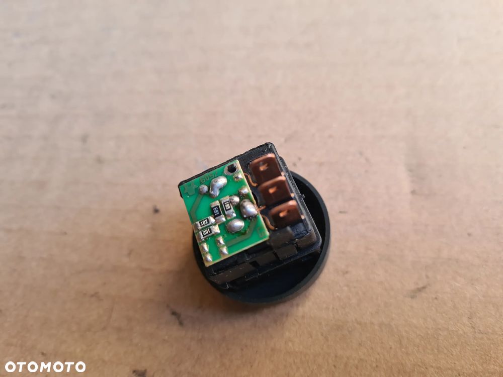 IVECO DAILY 3 99-06 włącznik podgrzewania grzania lusterek - 3