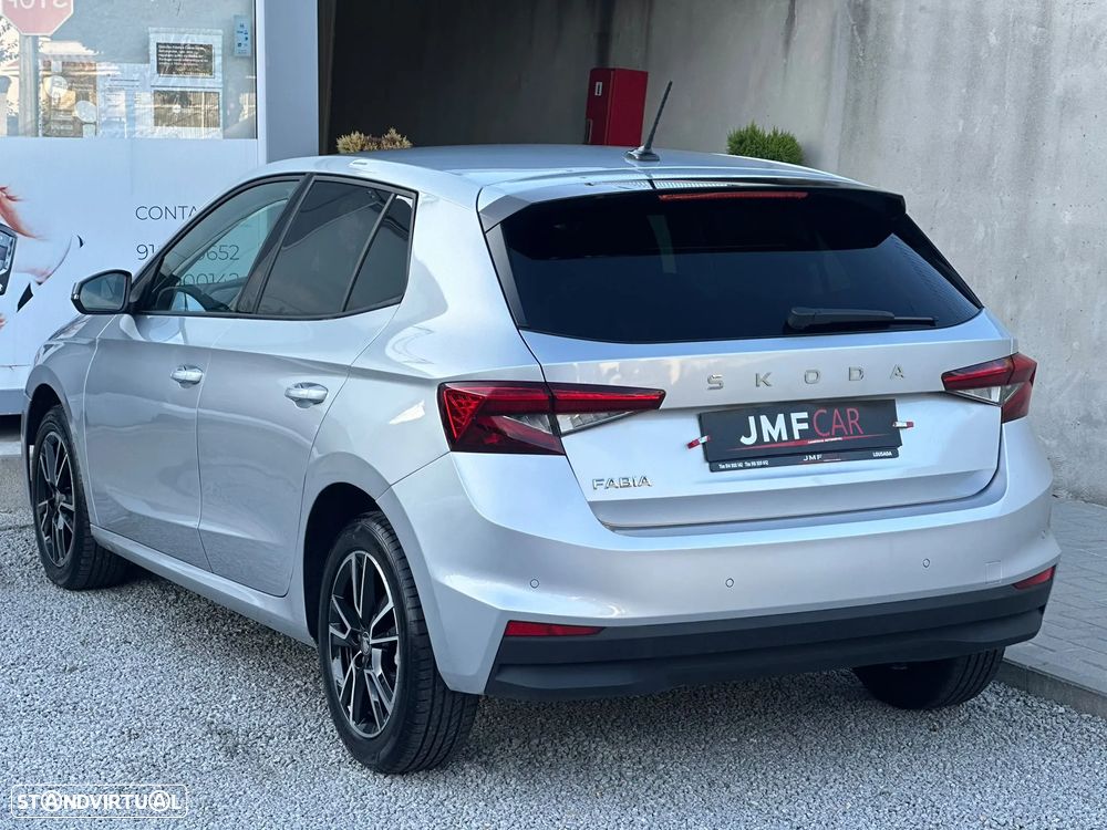 Skoda Fabia - 7