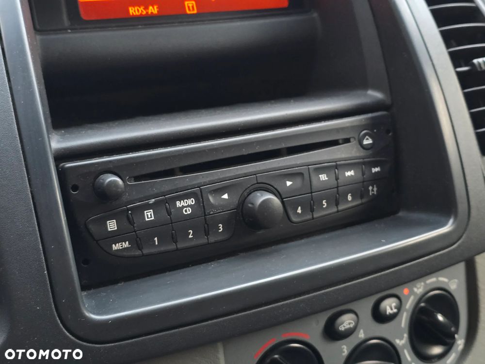 Nissan Primastar dCi 115 L1H1 (6-Si.) pro - 34