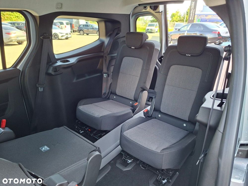 Mercedes-Benz citan 113 TOUR - 13