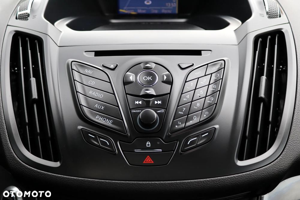 Ford Kuga 2.0 TDCi 4x4 Titanium - 25