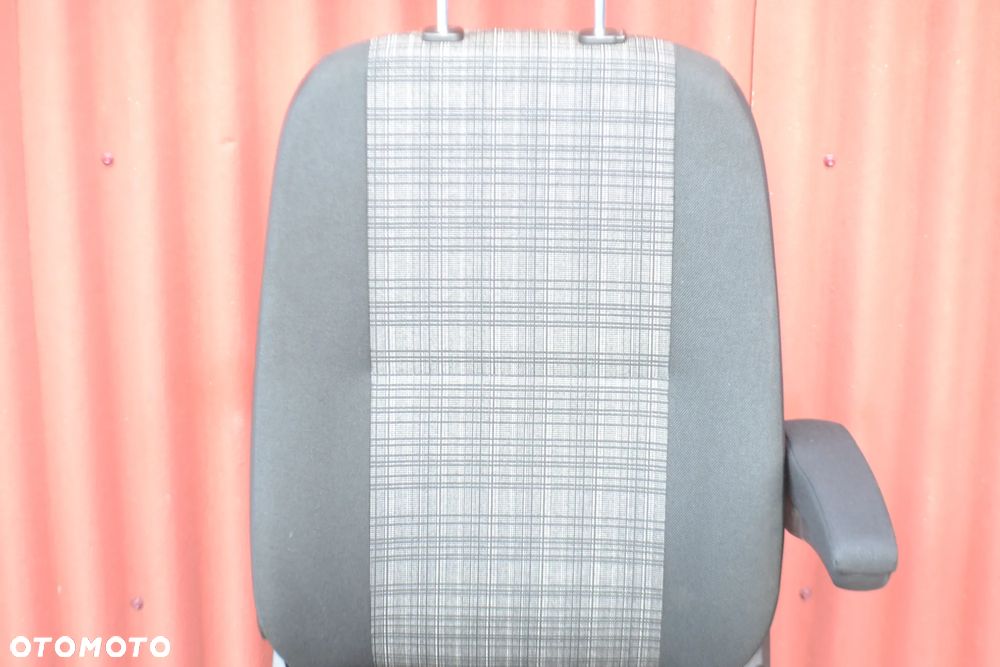 MERCEDES SPRINTER W906 VOLKSWAGEN CRAFTER fotel prawy pasażera PASAŻER pasażer jedynka wykładzina - 3