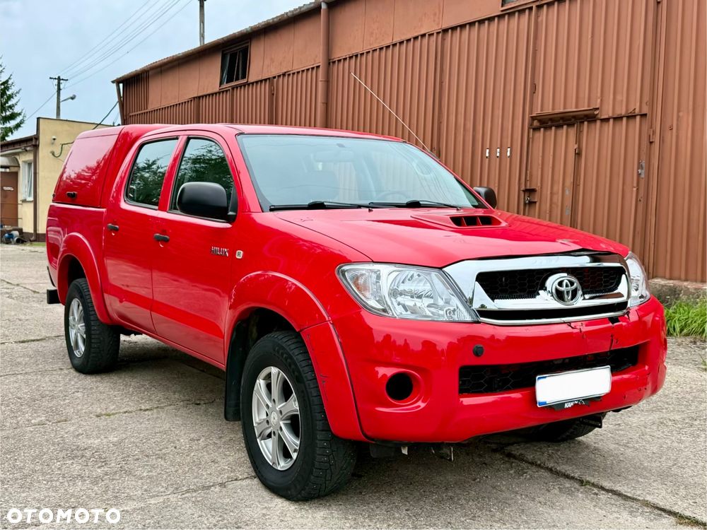 Toyota Hilux - 15