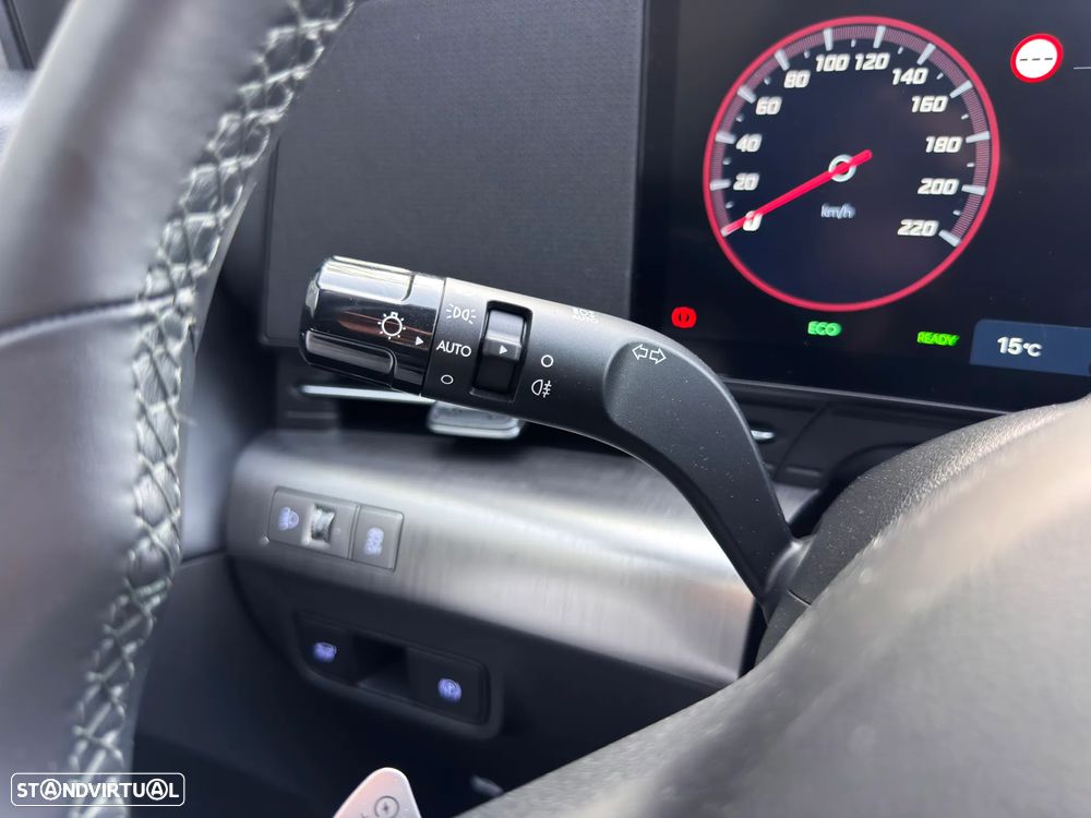 Hyundai Kauai 65.4 kWh Vanguard - 17