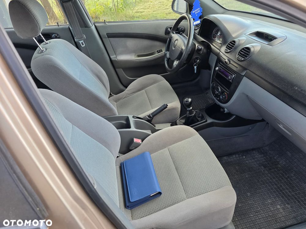 Chevrolet Lacetti 1.4 SE / Plus - 7