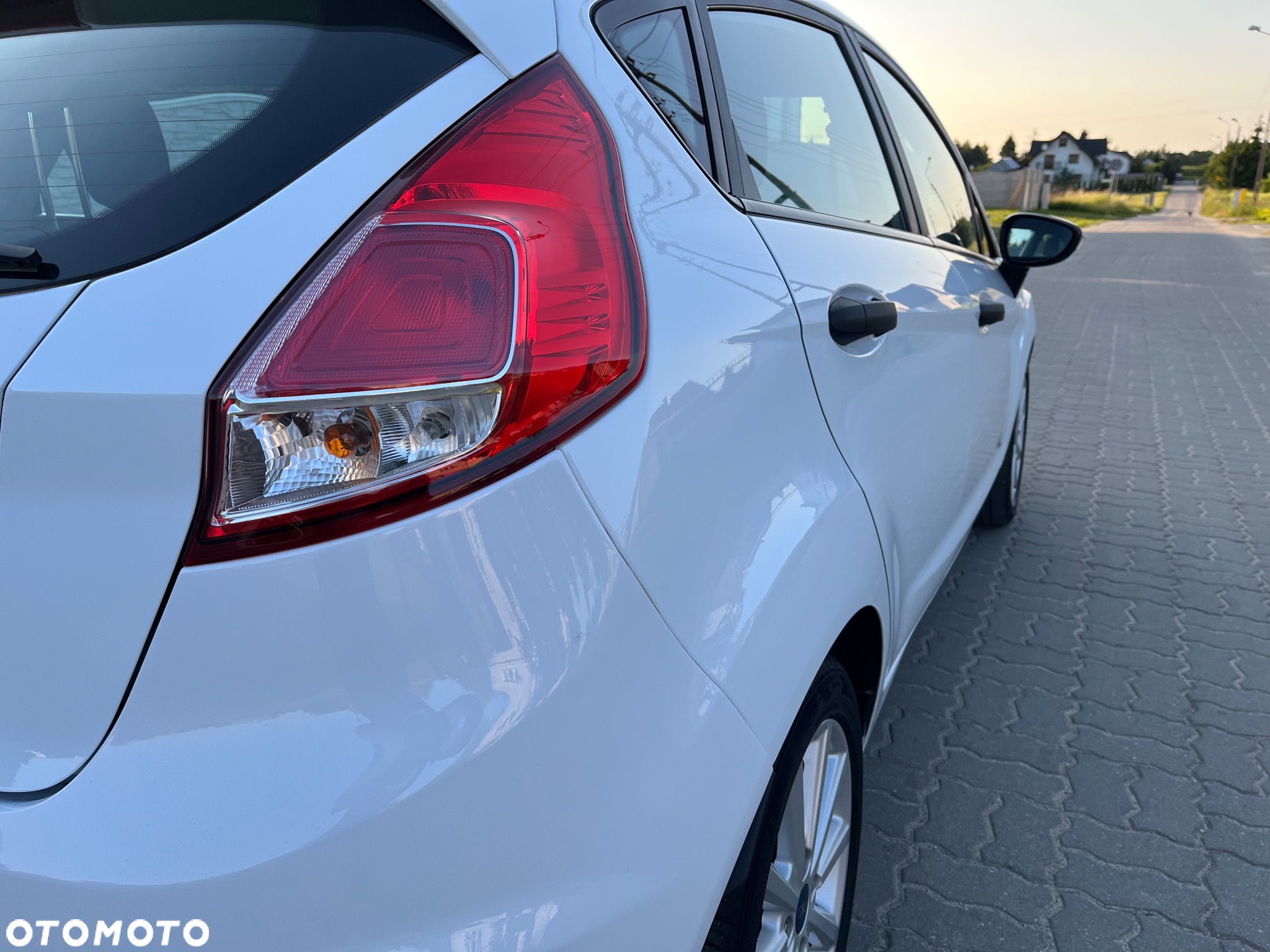 Ford Fiesta 1.25 Ambiente - 12