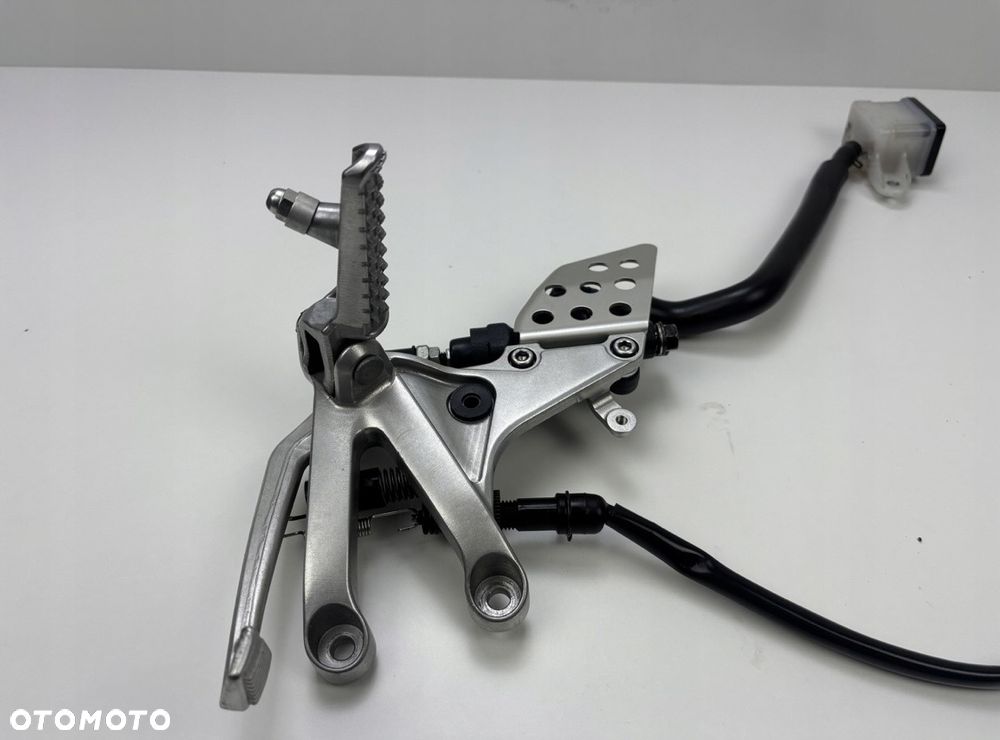 Prawy set kierowcy Honda CBR 600RR PC69 2024- Oryginał - 14