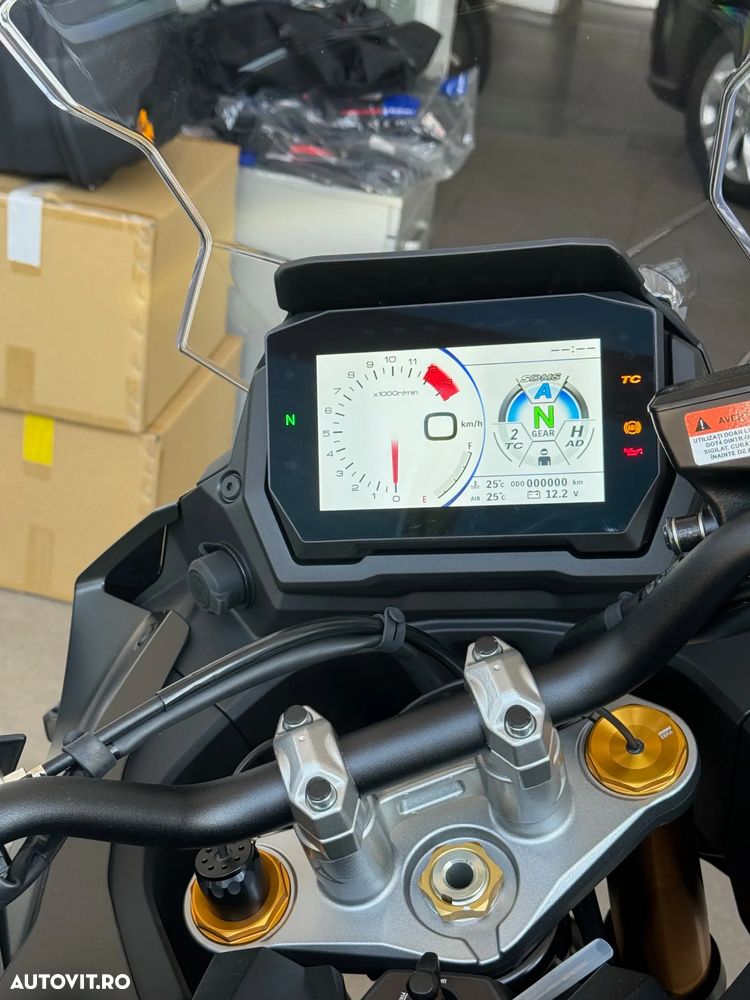 Suzuki GSX S1000GX - 2