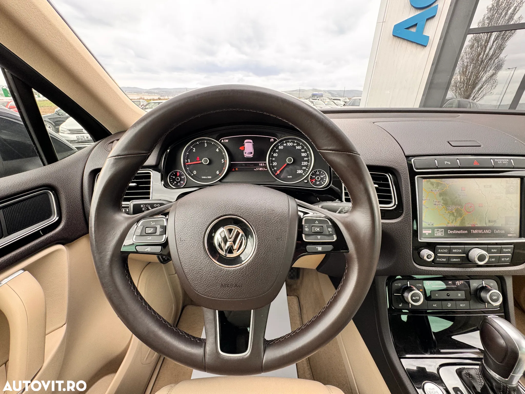 Volkswagen Touareg 3.0 V6 TDI SCR Blue Motion DPF Automatik Terrain Tech Executive Edition - 23