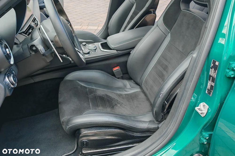 Alfa Romeo Giulia 2.9 Bi Turbo V6 Quadrifoglio - 17