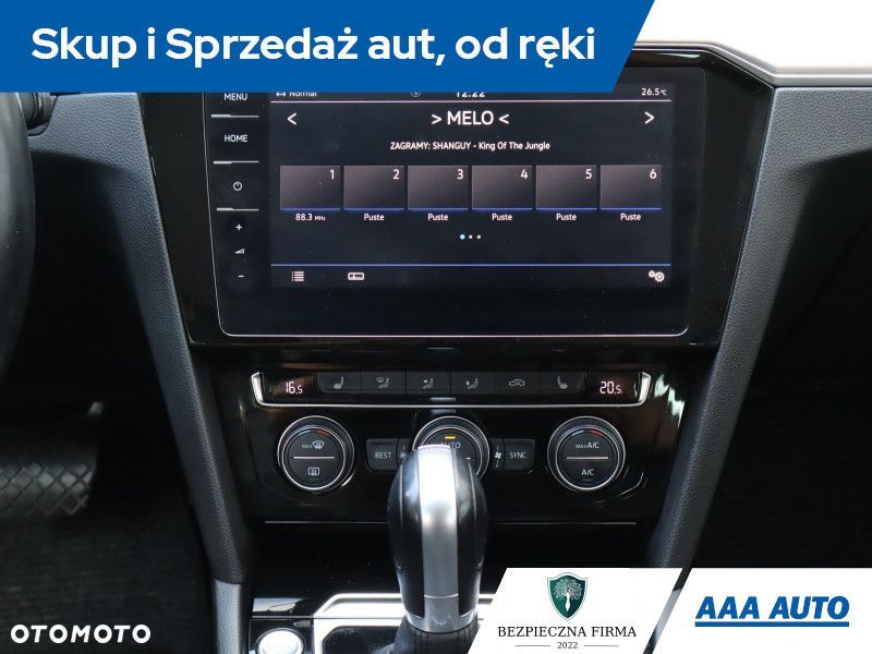 Volkswagen Passat - 14