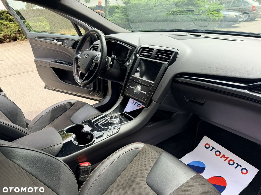 Ford Mondeo - 29
