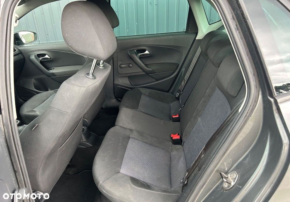 Volkswagen Polo - 10