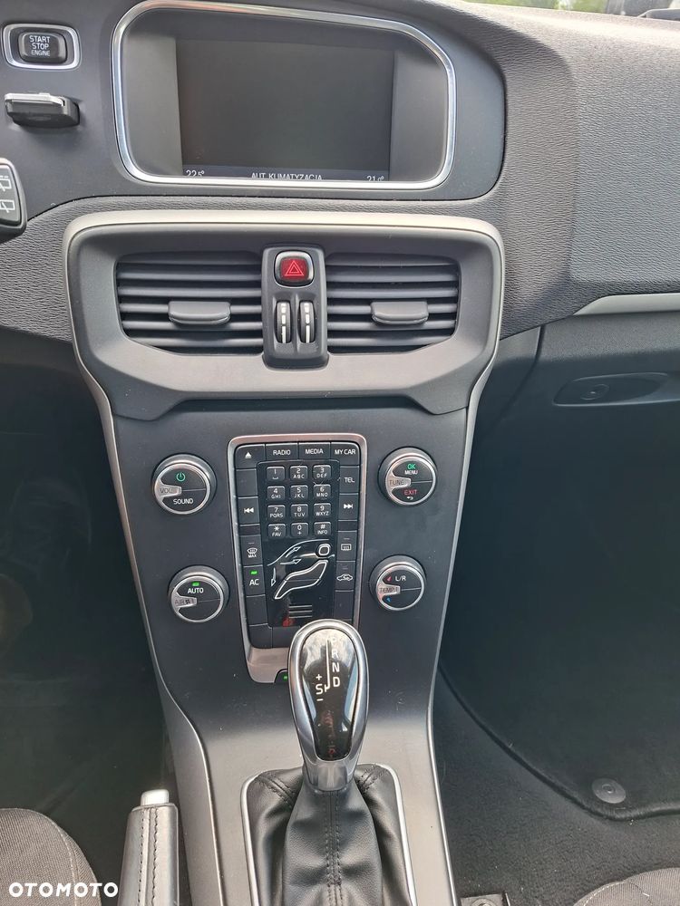 Volvo V40 D3 Base - 6