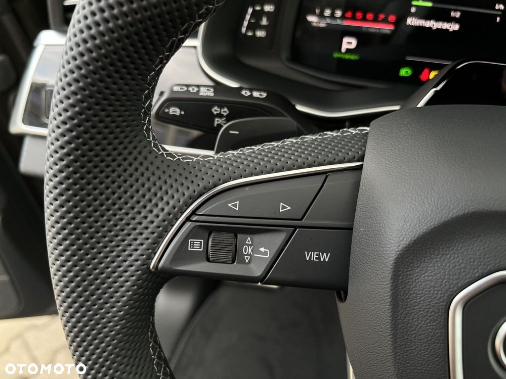 Audi SQ8 - 32