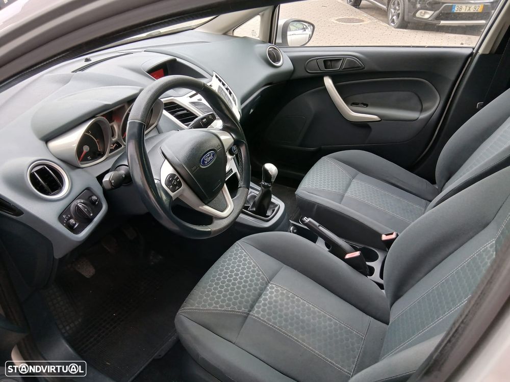 Ford Fiesta 1.25 Titanium - 4