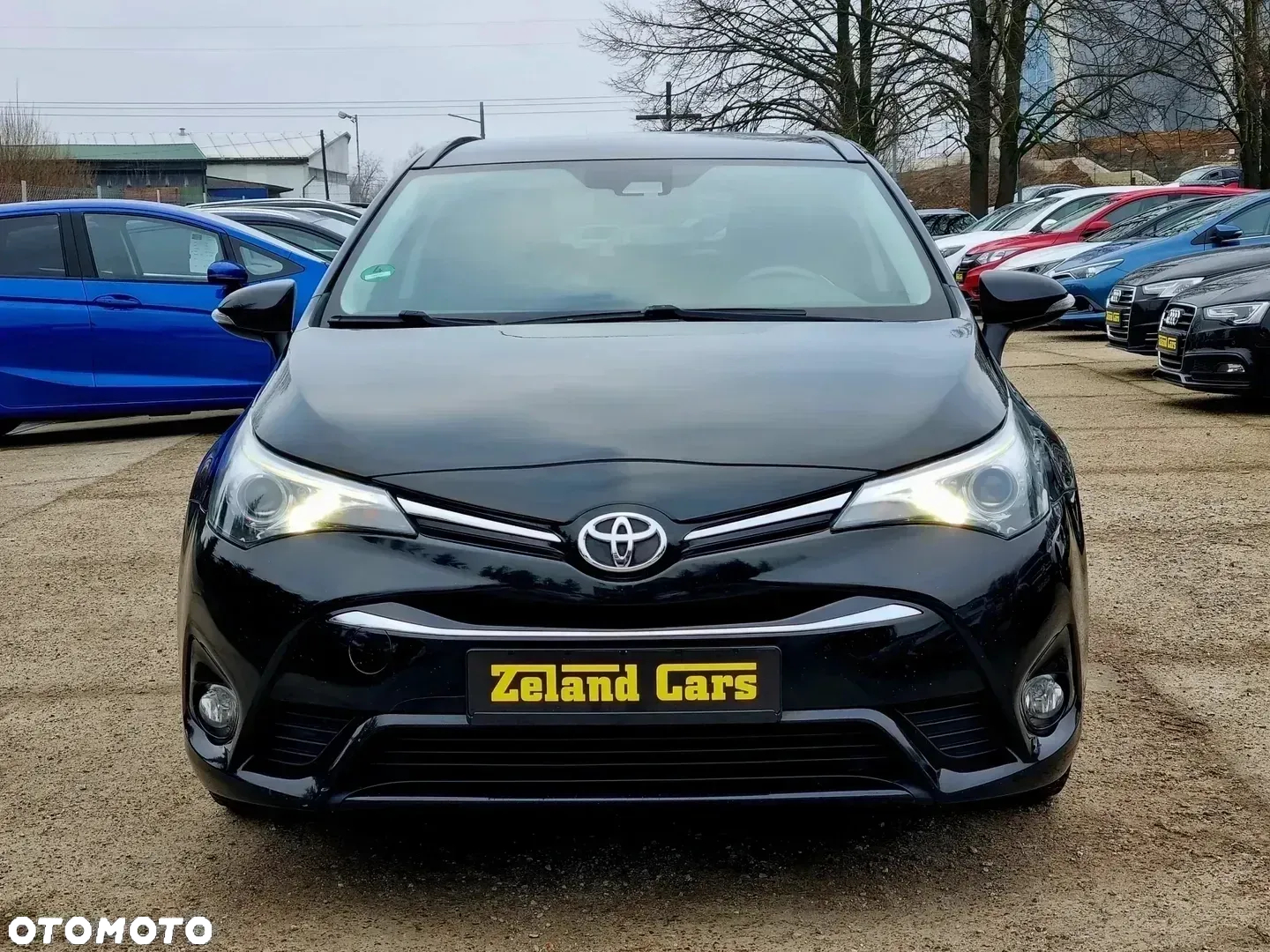 Toyota Avensis 1.8 Premium MS - 2