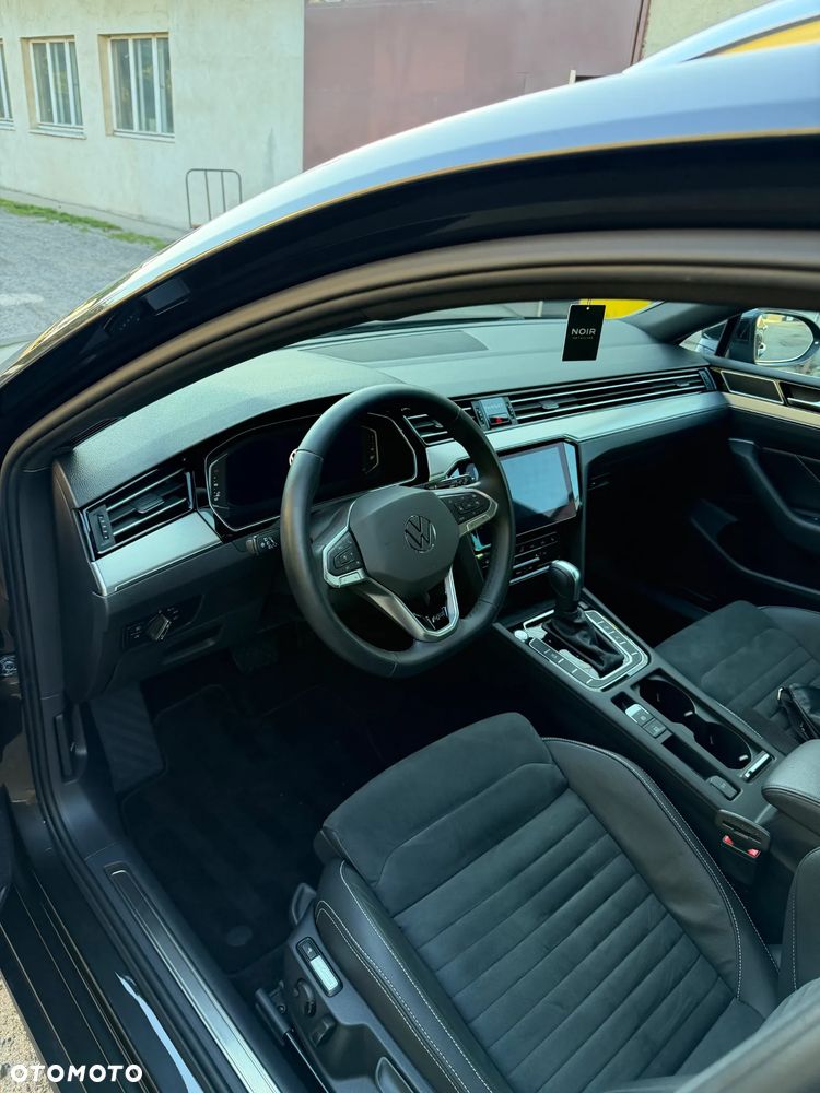 Volkswagen Passat Variant 2.0 TDI SCR DSG Highline - 10