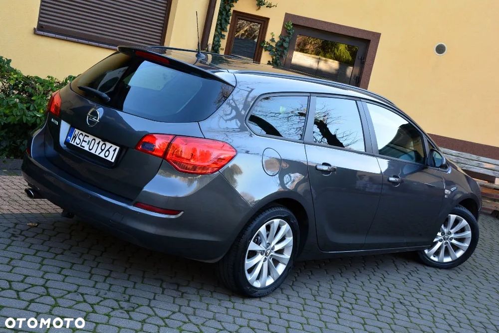 Opel Astra 1.4 Turbo Sports Tourer 150 Jahre - 7