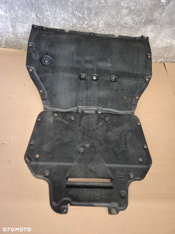 AUDI Q7 SQ7 TFSI OSŁONA PŁYTA POD SILNIK SKRZYNIE KOMPLET 4M0825236A 4M0825235A