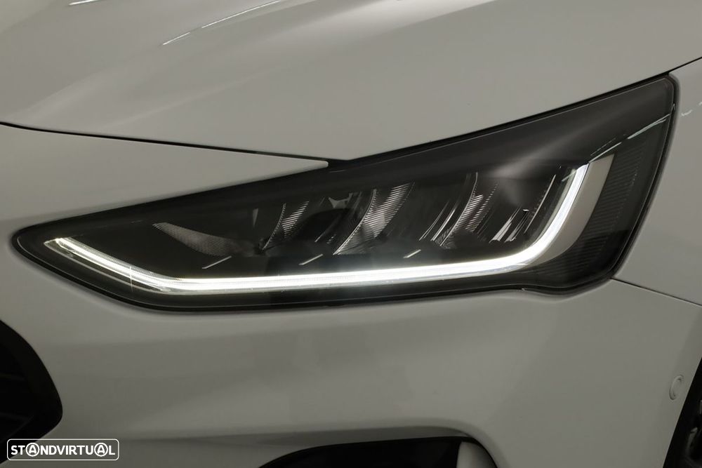 Ford Focus 1.0 EcoBoost MHEV ST-Line - 6
