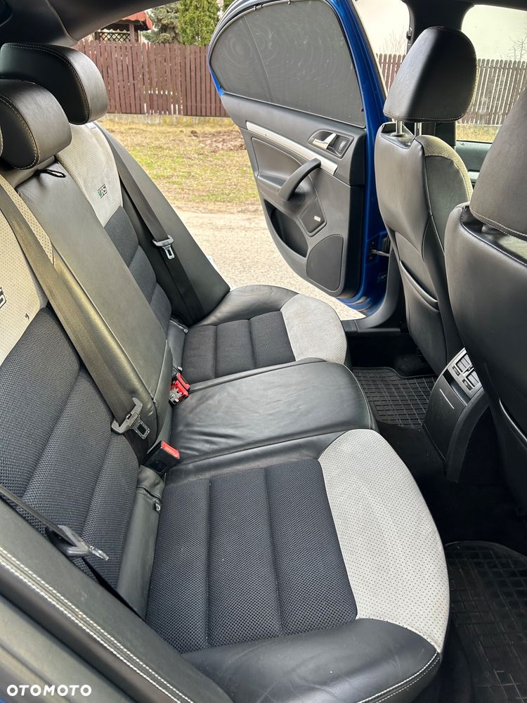 Skoda Octavia 2.0 TSI RS - 18